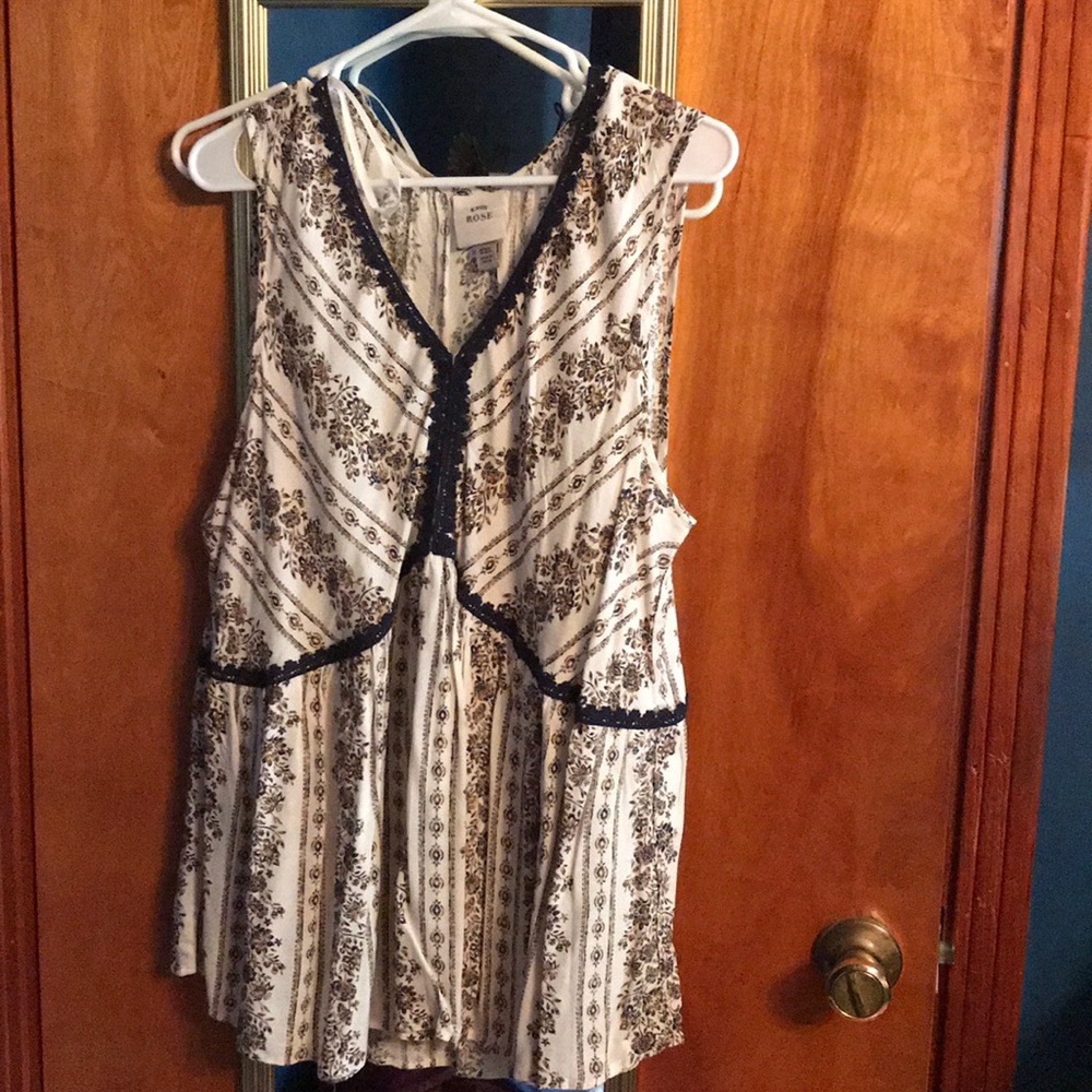 Target Knox Rose Tank Top size XXL